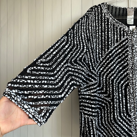 Chicos Travelers size 4 20/22 Mesh jacket abstract stripe black white artsy NEW - Picture 3 of 13